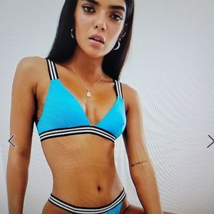 Missguided triangle bikini top with stripe trim